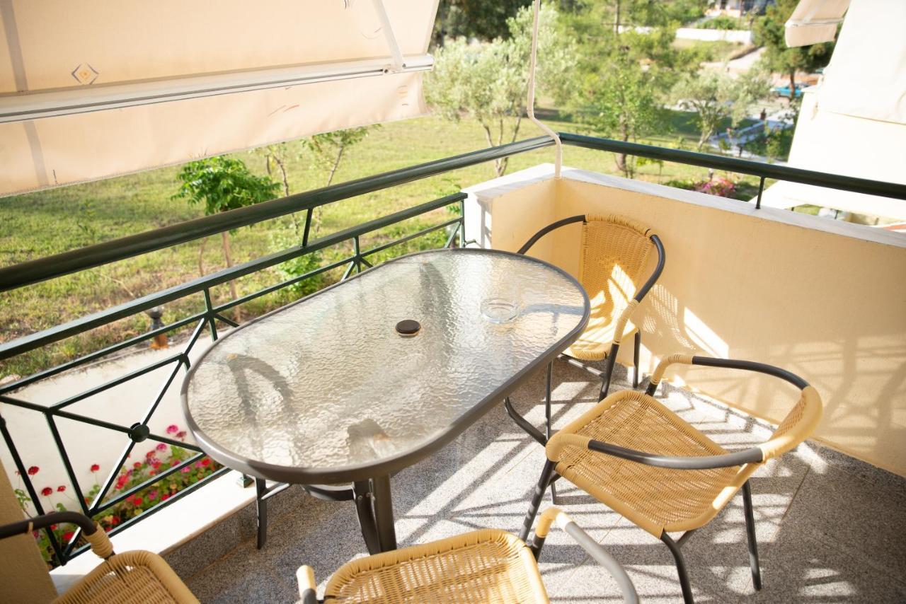 Nikos Apartments Órmosz Panajász Kültér fotó