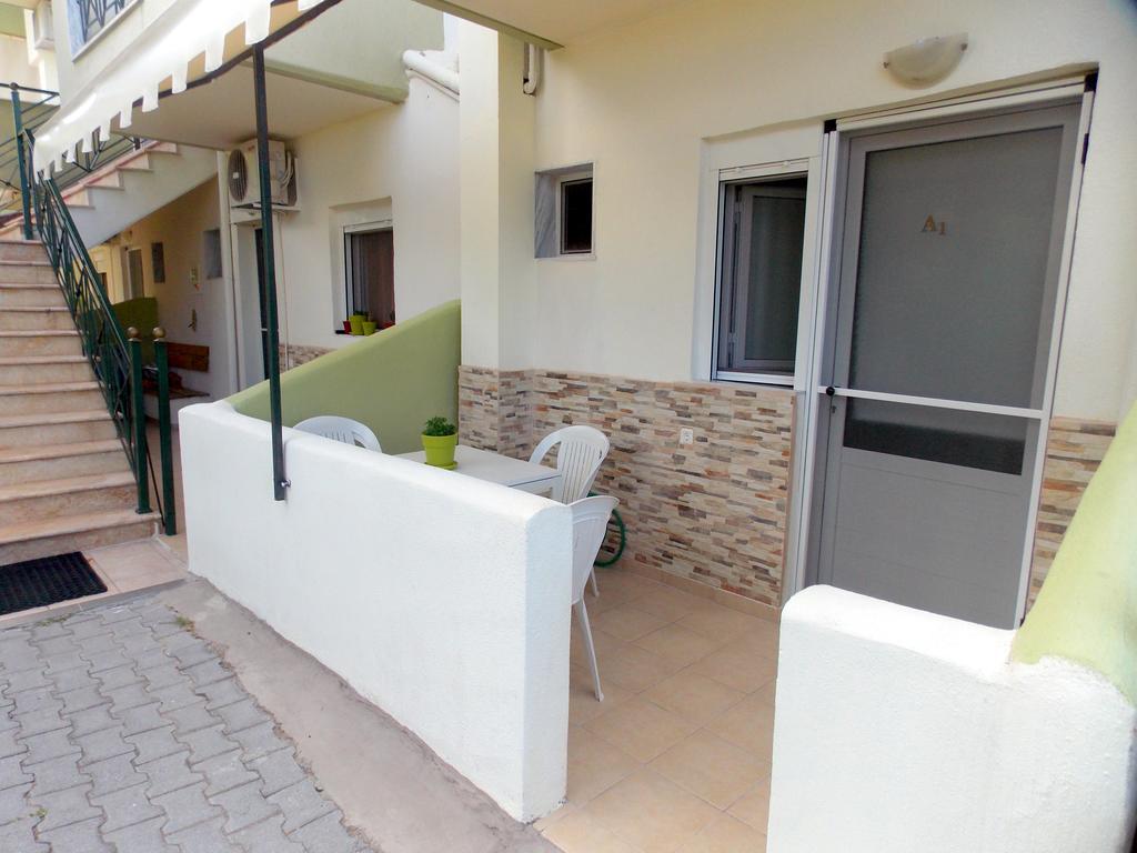 Nikos Apartments Órmosz Panajász Kültér fotó