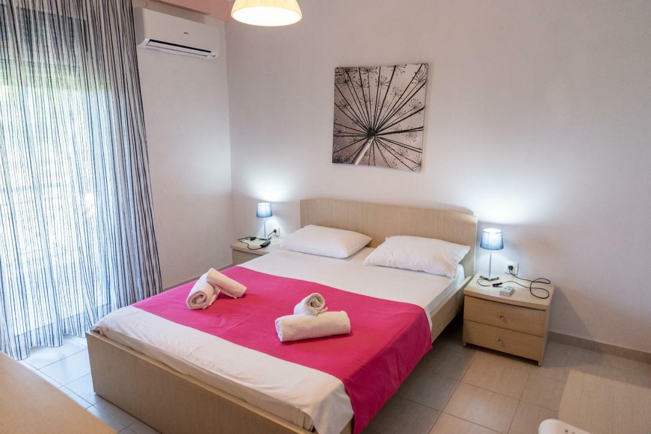 Nikos Apartments Órmosz Panajász Kültér fotó