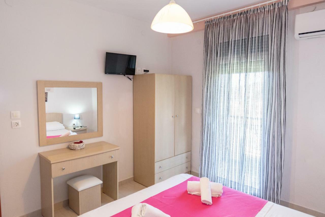 Nikos Apartments Órmosz Panajász Kültér fotó